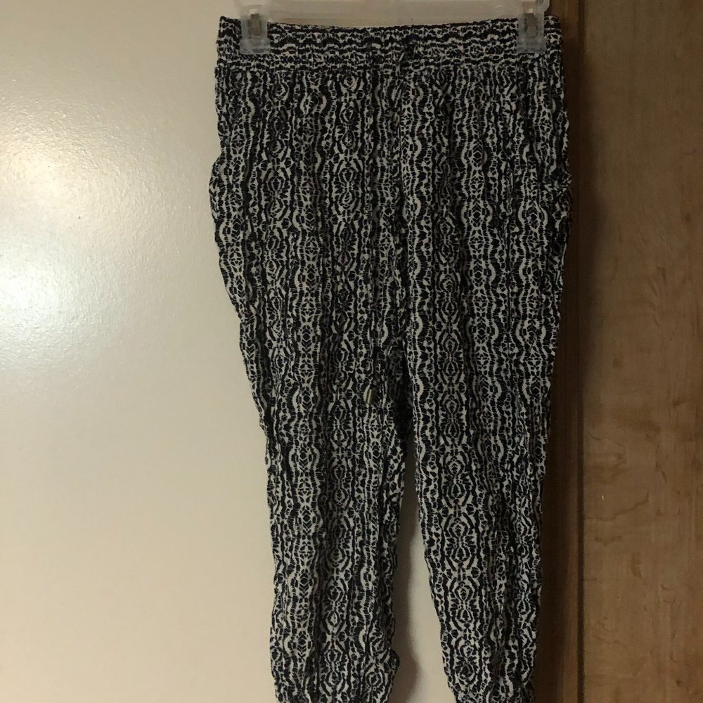 Size:M , Color: Black and White